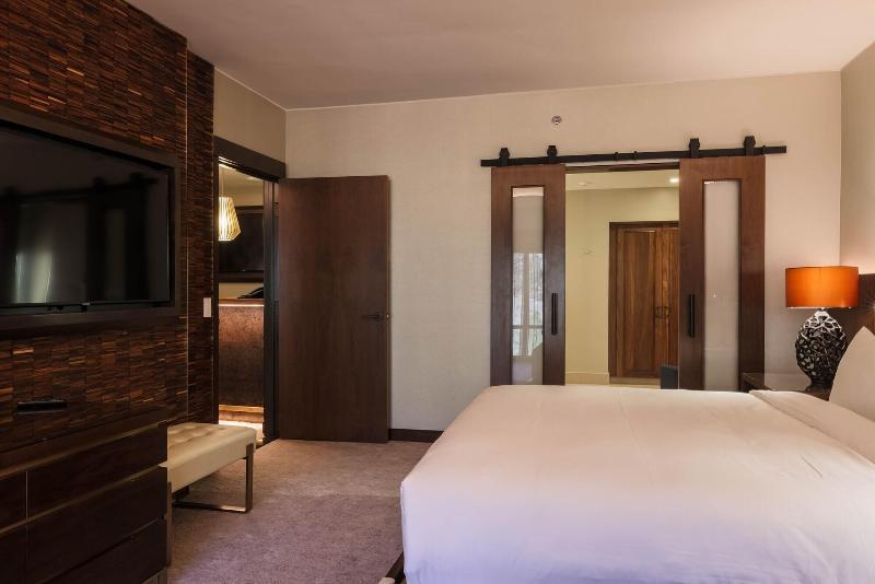 Monarch Casino Resort Spa 블랙 호크 외부 사진