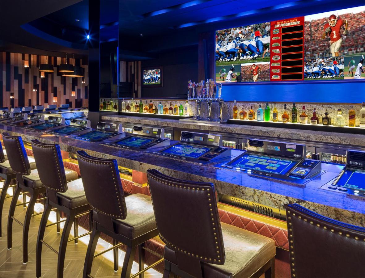 Monarch Casino Resort Spa 블랙 호크 외부 사진